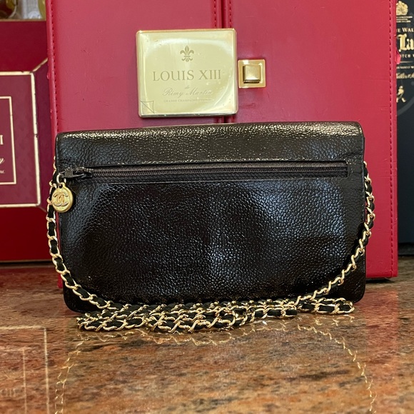 ❤️TRADED❤️ CHANEL Timeless Clutch WOC Black gloss strassed cc gold hardware - Picture 11 of 15
